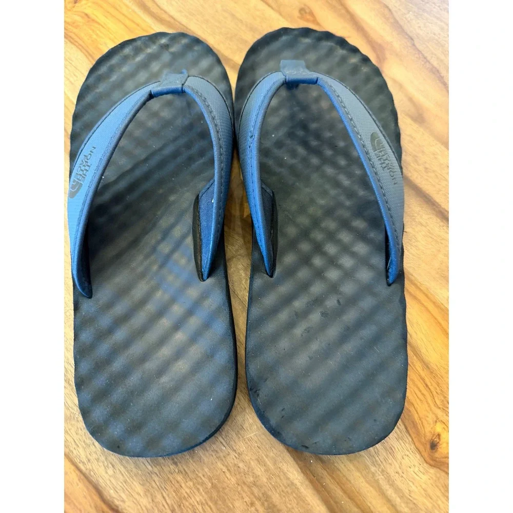 The North‎ Face Base Camp Flip Flops Mens 8 Navy Blue Black Sandals NF0A47AA